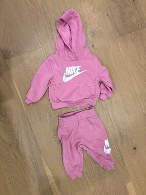 Nike Kids Pink Jogger Sweatpants - Girls' Logo Lounge Bottoms